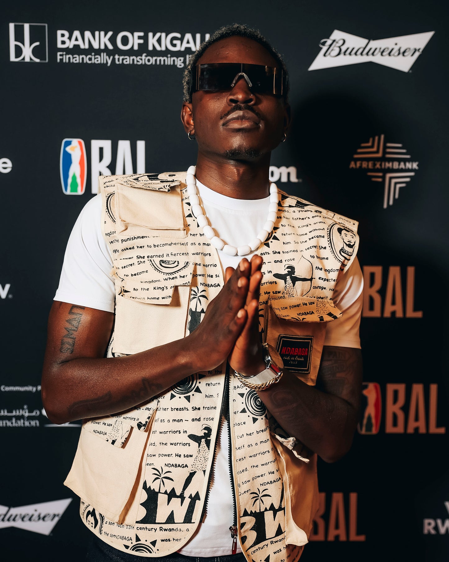 THE STORY MILITARY VEST